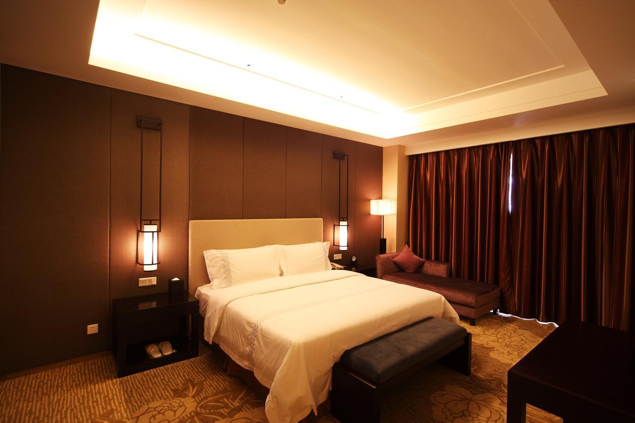 Shenglong Jianguo Hotel Haiyang Haiyang  Bagian luar foto