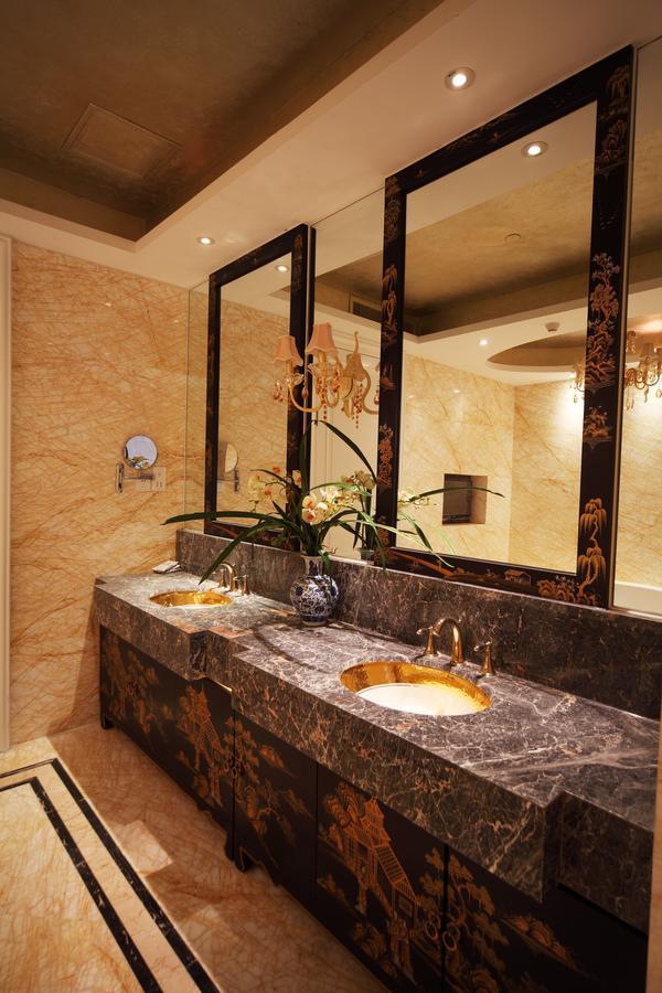 Shenglong Jianguo Hotel Haiyang Haiyang  Bagian luar foto