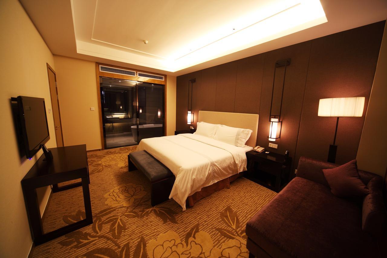 Shenglong Jianguo Hotel Haiyang Haiyang  Bagian luar foto